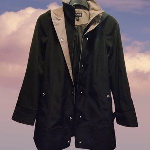 Jones New York Black & Tan hooded raincoat, sz Small